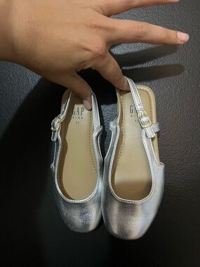 GAP Silver Girls Mary Jane Slingback Flats